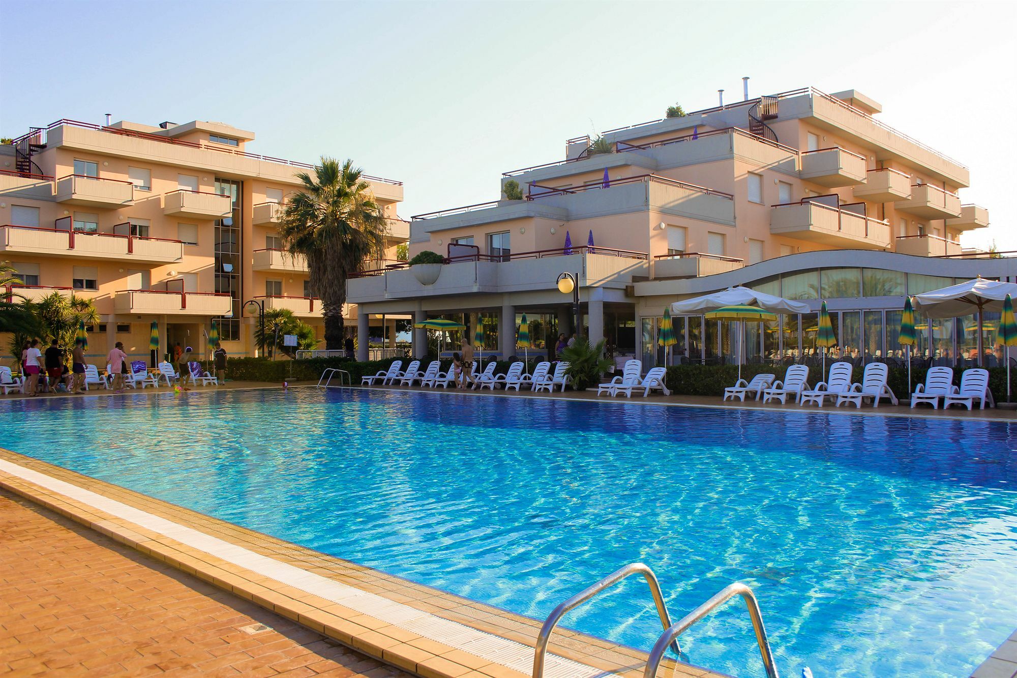Ihr Residence Hotel Le Terrazze 葛伦坦马勒 外观 照片